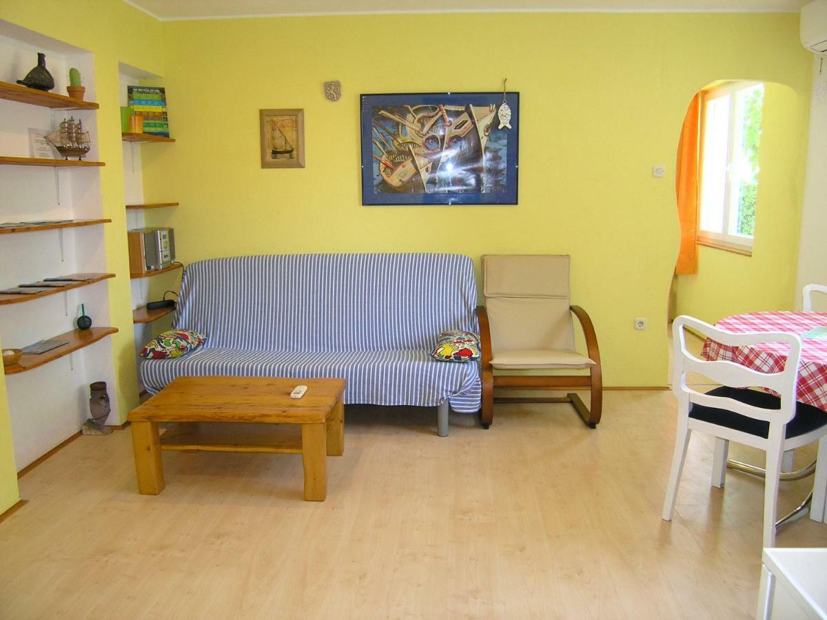 Apartment Danilo Krk Town Bagian luar foto